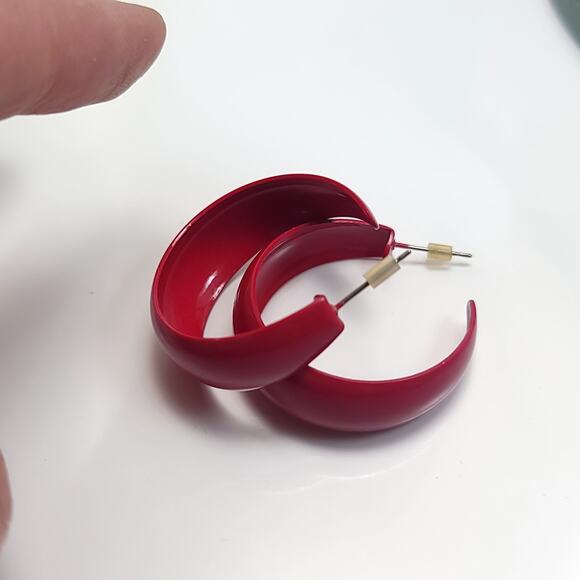 Bold Red Chunky Hoop Earrings, Retro Statement Plastic Hoops for Women Jewelry - Picture 7 of 10